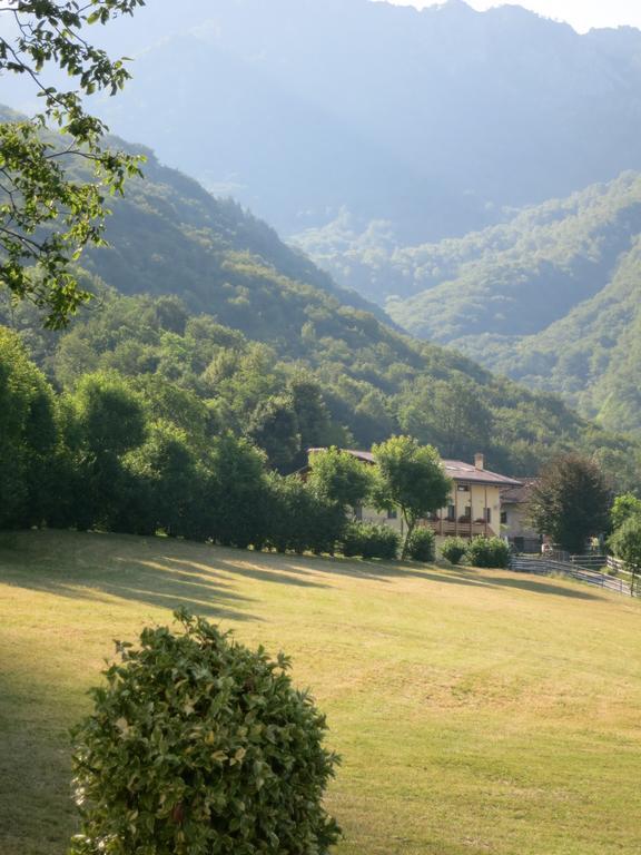 Agriturismo Deviscio Lecco Luaran gambar